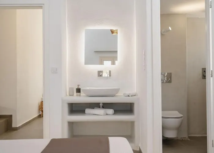 Bee Naxian House * Kastrákion