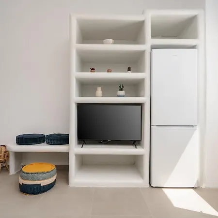 Bee Naxian House בית נופש Kastrákion