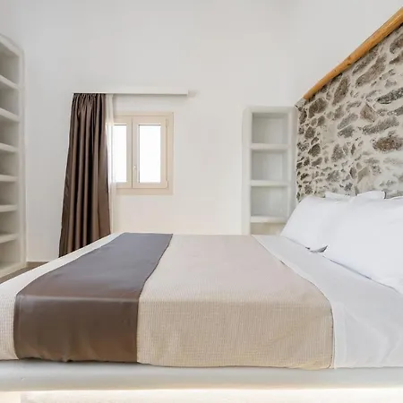 Bee Naxian House